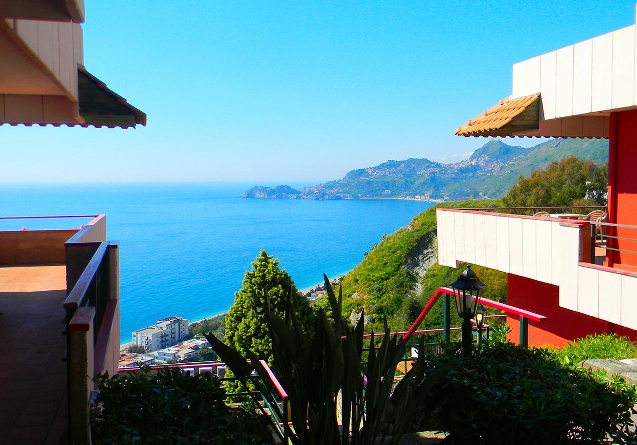 Residence Letojanni Taormina Buitenkant foto